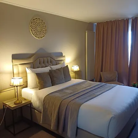 Park Airport 호텔 샤를루아