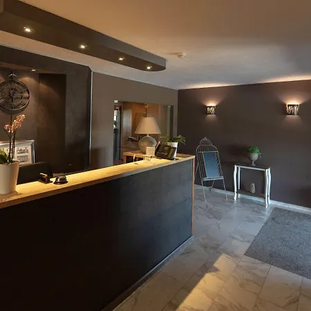 Park Airport Hotel 3*