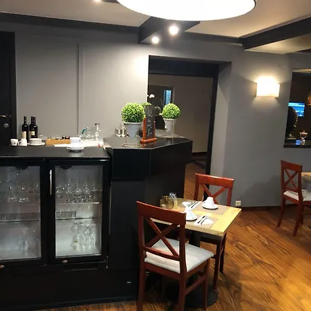 Park Airport Hotel