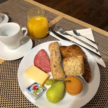 מלון Park Airport 3*