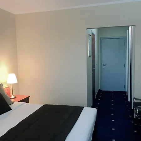 Park Airport 3* Charleroi